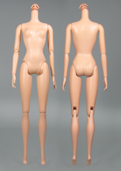 Файл:Fashionistas body Barbie 05.jpg