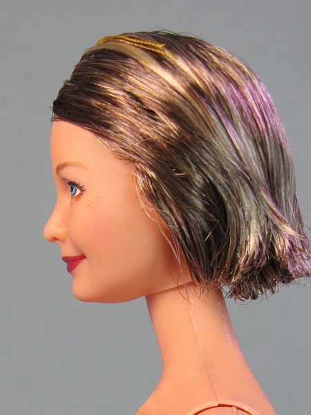 Файл:Grandma'98 Barbie Mold 3.jpg