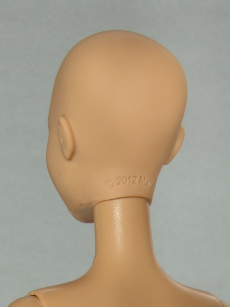 Файл:New Summer Barbie Bald Mold 1 4.jpg