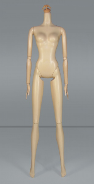 Файл:Ballerina Pivotal Barbie Body.jpg