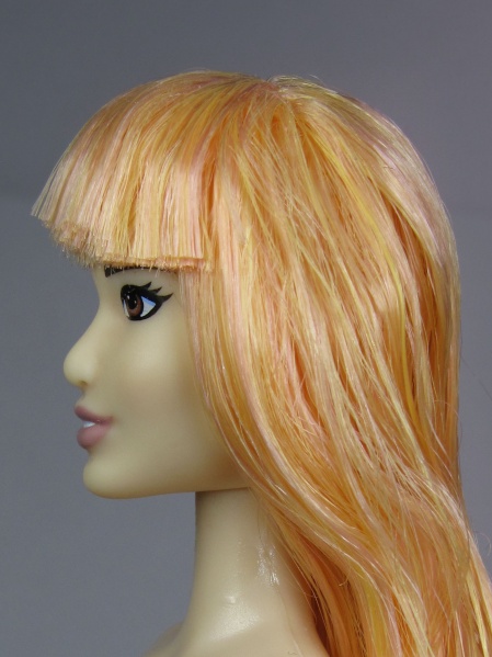 Файл:2016 Orange Barbie Balloon Head Mold 3.jpg