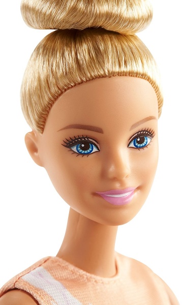 Файл:2017 Barbie Made to Move Rhythmic Gymnast 02.jpg