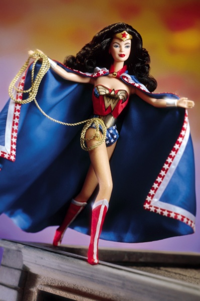 Файл:2000 Wonder Woman Barbie.jpg