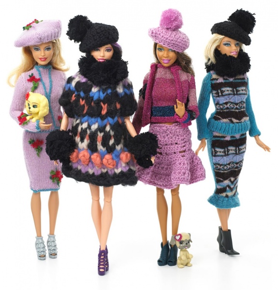 Файл:Barbie by Sister By Sibling 10.jpg