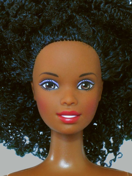 Файл:1990 Asha Barbie Mold 1-1.jpg