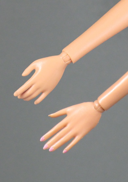 Файл:Pivotal body Barbie Hands.jpg