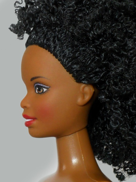 Файл:1990 Asha Barbie Mold 1-3.jpg