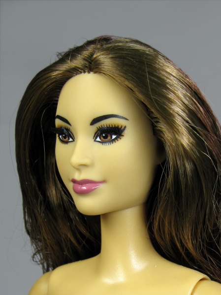 Файл:Stardoll Barbie Mold 3-2.jpg