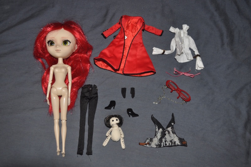 Файл:Pullip Grell outfit.jpg