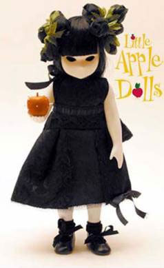 Файл:Little Apple Dolls - Exclusive - Ianua Exclusive Doll.jpg
