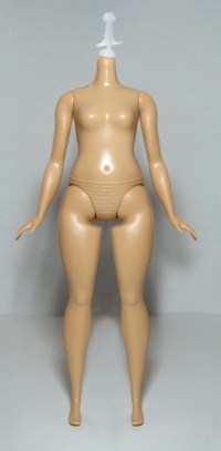 Миниатюра для Файл:Curvy Fashionistas Barbie Body 00.jpg
