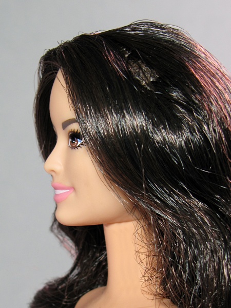 Файл:Raquelle Barbie Mold 1-3.jpg