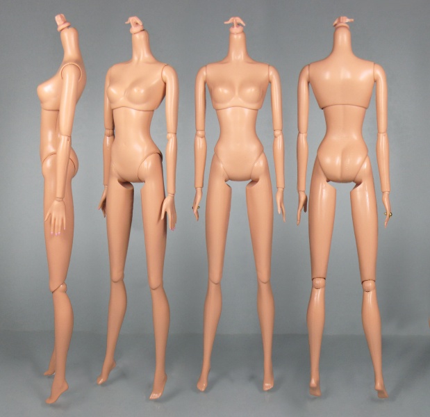 Файл:Pivotal body Barbie 01.jpg