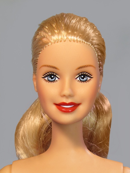 Файл:GG-CEO Barbie Mold 1-1.jpg