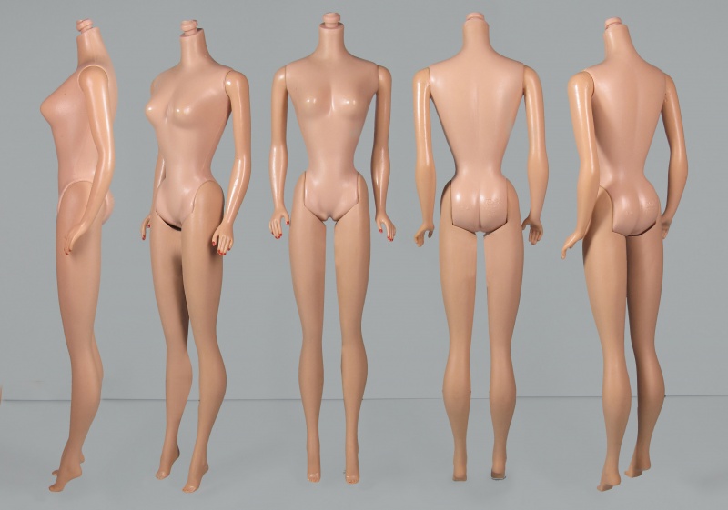 Файл:Original Vintage Barbie Body 2.jpg