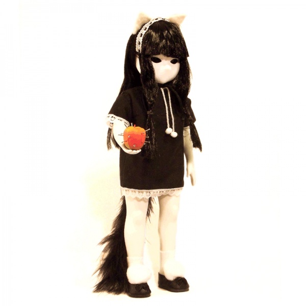Файл:Little Apple Dolls - Exclusive - Ailuro.jpg
