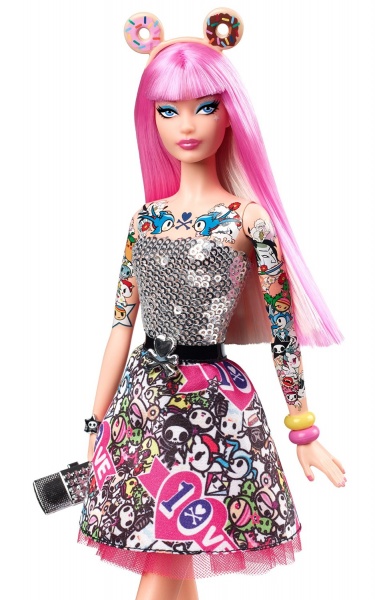 Файл:2015 tokidoki Barbie (pink) 02.jpg